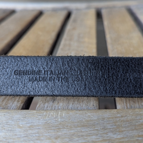 J. Crew Black Genuine Italian Leather Belt Size Small Made in USA - Picture 6 of 7